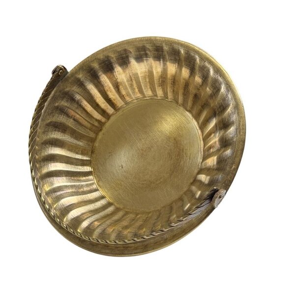 Vintage Hand Crafted India Solid Brass Basket with Stand & Handle Candy Holder - Picture 11 of 11